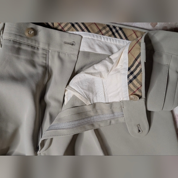 Burberry London pleated Men's Pants  in Light Beige EU 50 X 33” - Picture 4 of 12